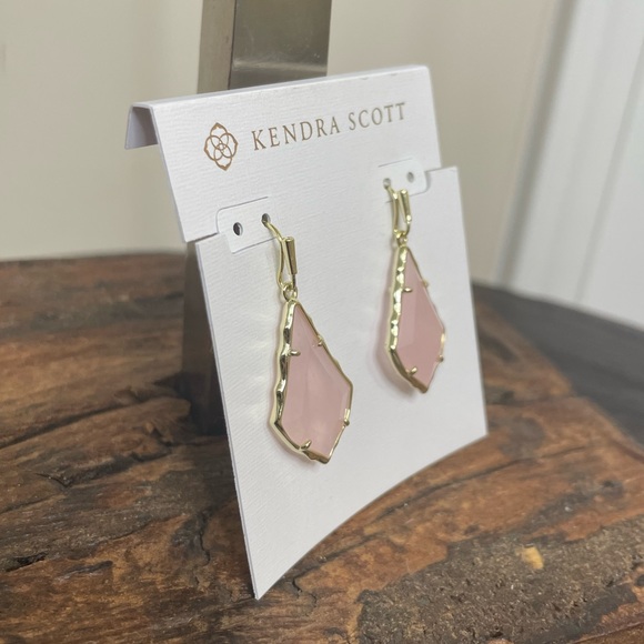 NWT Kendra Scott Small Faceted Alex Gold Drop Earrings in Rose Quartz! - Picture 2 of 4